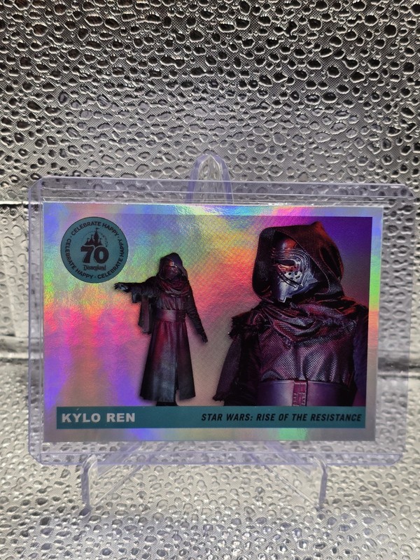 Topps 2025 Disneyland 70th Anniversary Kylo Ren Rainbow Foil #T55-14 Star Wars