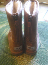UGG KIDS Classic Sheepskin fur lined CHESTNUT SIZE 1 BOOTS 8.5" tall 1103029K