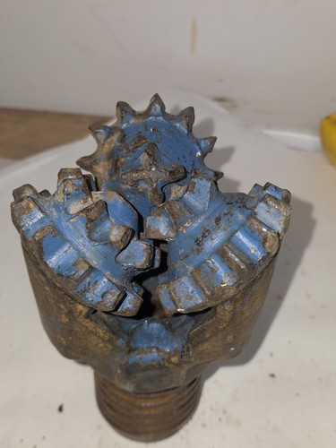 Tricone drill bit 3-1/2" 