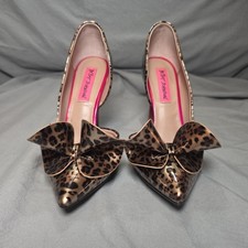 Betsey Johnson Princess-prin0255 Leopard Print Bow Pointed Toe Pumps Size 6 M