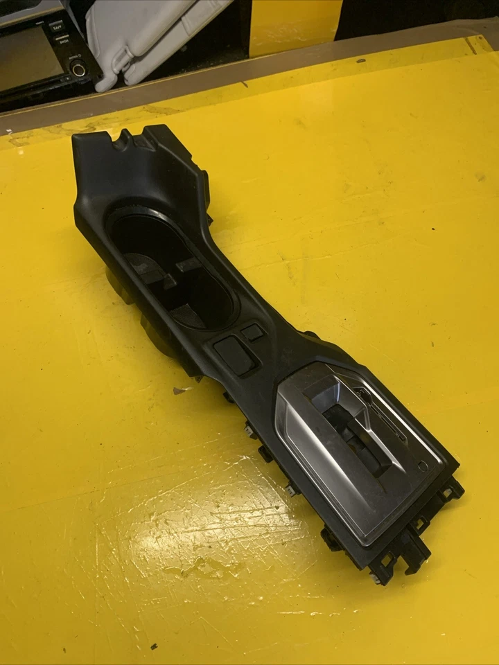 Conjunto portavasos consola central deportiva Subaru Impreza 2017-2021 OEM🛞 Foto 2 de 4