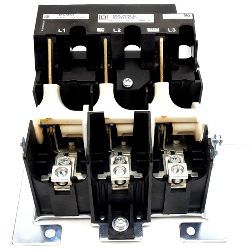 Interruptor desconectado Square D 9422TCN30C, 3 polos, 600 VCA/DC 30A, montaje con brida - Imagen 3 de 7