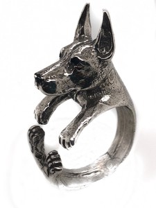 doberman ring