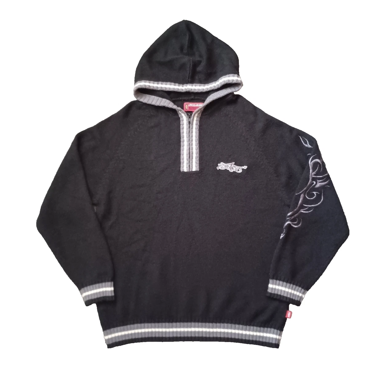 25+ Hoodies & Sweatshirts for Men 1/4 Zip Features with Vintage