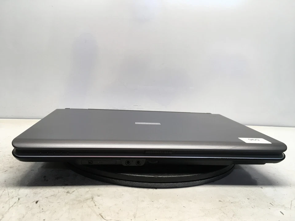 Toshiba Satellite A135-S2326 Intel Celeron M 520 1,6 GHz 3 GB SIN DISCO DURO *Pantalla tenue* Foto 3 de 4