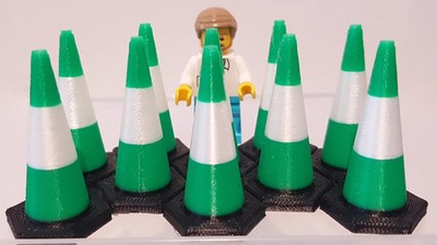 10x Verkehrskegel Maßstab 1:24 grün/weiß 39mm hoch 3D gedruckt