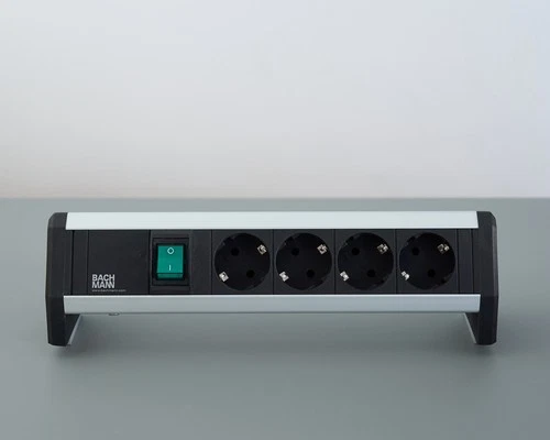BACHMANN Desk 4-fach Steckdosenleiste mit Schalter • Aluminium GTS18 • 339.0055