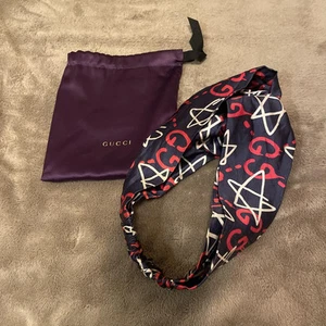 GUCCI Bandana G Mark Ghost Collection 85% Rayonne 15% Soie Accessoire Unisexe