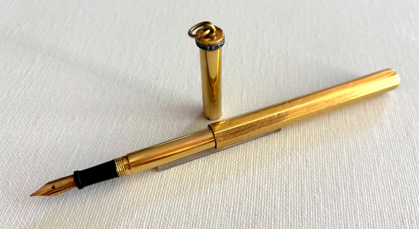 Vintage Rare 14k Garantiert Gold Nib Ladies Gilded Pendant Fountain Pen 70's