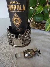 Pineapple Wine Bottle Holder Caddy and Stopper Godinger