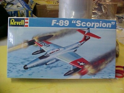 REVELL NORTHROP F-89 SCORPION  1/79 1987