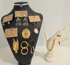 Mixed Lot Of Vtg Costume Jewelry Gold/Silver Tone Wear/Resell