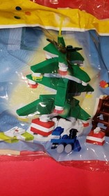 LEGO 40058 - Decorating the Tree Christmas Seasonal - New Sealed Presents Gifts