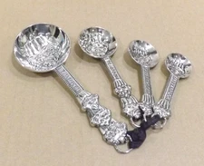 Ganz "Cupcake" Measuring Spoons - Set of 4