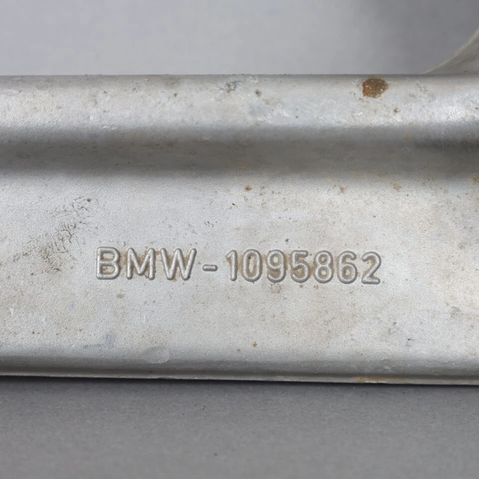 2001-2006 BMW 325i 330i Sedan Euro Westfalia Tow Hitch "Rare" 1095862 Used OEM Foto 2 de 4