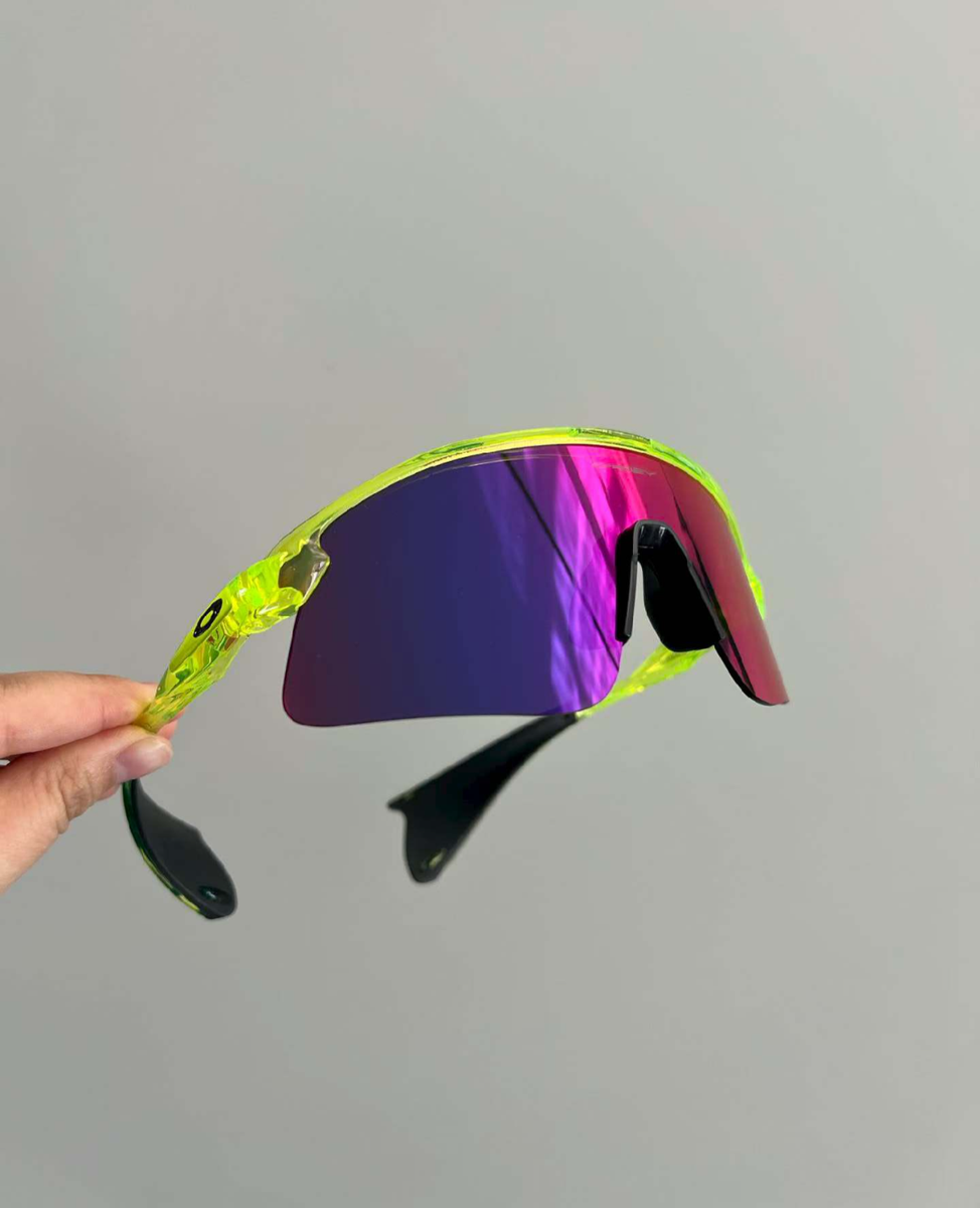 トップス Pellicule jewelic luv offshoulder Oakley Resistor Sweep OO9517 Prizm Shield Sunglasses purplish-Red