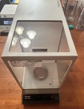 Mettler Ae 100 Analytical Balance Laboratory Scale With Draft Shield Mettler Ae 100 Analytical Balance Laboratory Scale With Draft Shield