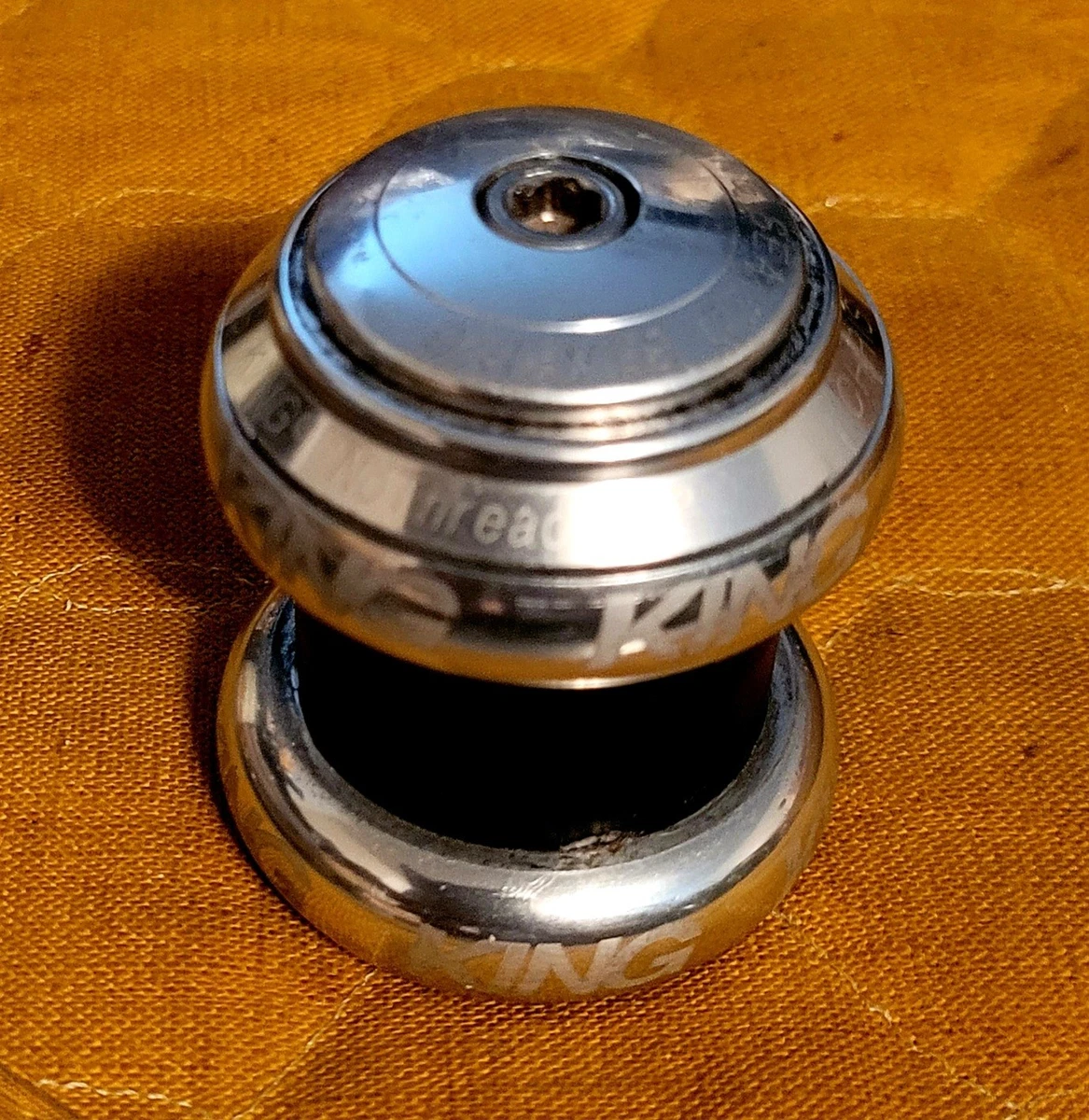 Chris King Silver 1 1/8 in Steerer Tube Diameter Bicycle Headsets