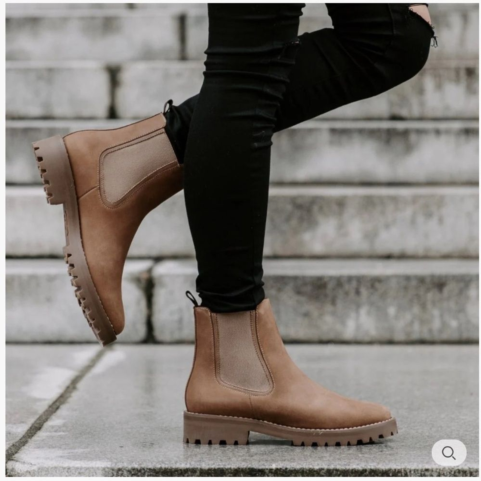 Thursday Boots Legend in Pebble Size 11 - New & Stylish