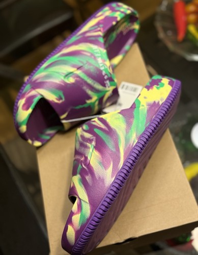 Nike EYBL Calm Slides 2024 "Benvenuti nella famiglia EYBL" MOLTO RARE - Foto 10 di 13