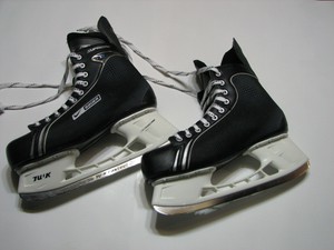 nike bauer one95 skates