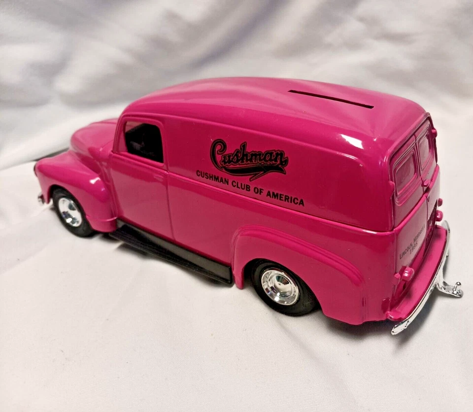 ERTL Die Cast Van Coin Bank, 1951 GMC Panel Van, Cushman Club, 0795 Foto 2 de 4