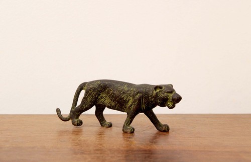 Panther Statue Jaguar Antique Sculpture Brass Metal Wild Animals Home Decor Rare - Picture 4 of 5