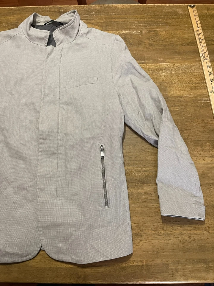 Zara Man Jacket, Men's Size Large, Cream, Button Up Zip Up, Zip Pockets - Image 4 of 4