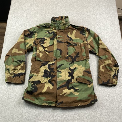 VINTAGE Military Jacket Mens Small Reg Cold Weather Field Coat Woodland Camo M65 - 第 1/19 張圖片