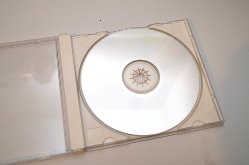 Microsoft Windows 98 Betriebssystem NUR DISC ohne Product Key - Bild 2 von 2