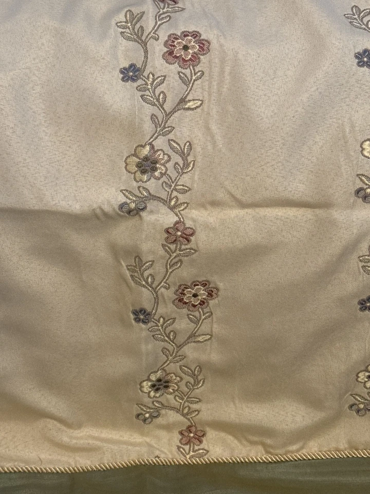 WATERFORD КОМПЛЕКТ ИЗ 2 ЗЕЛЕНЫЙ ВЫШИТЫЙ ЦВЕТОЧНЫЙ МОЛНИИ EURO НАВОЛОЧКИ - Изображение 2 из 4