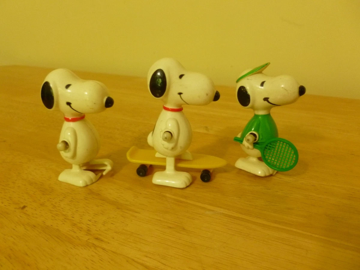 Snoopy Wind Up Toy Indiana Vintage & Antique Wind-Up Toys for sale 