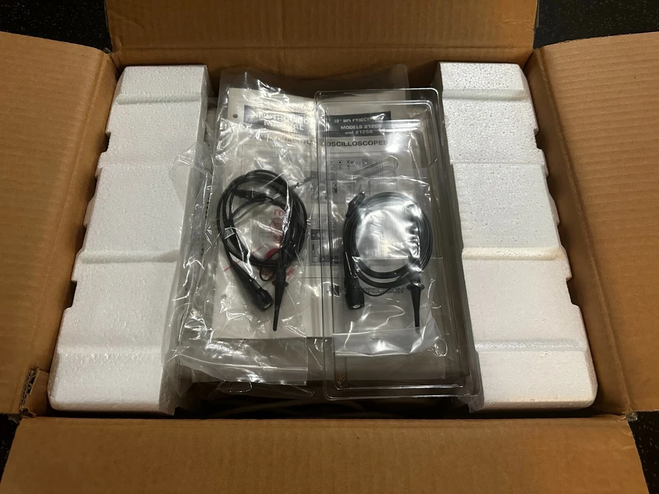 BK Precision (2120B) 20 MHz Dual Trace Analog Oscilloscope With Probes - Image 4 of 4