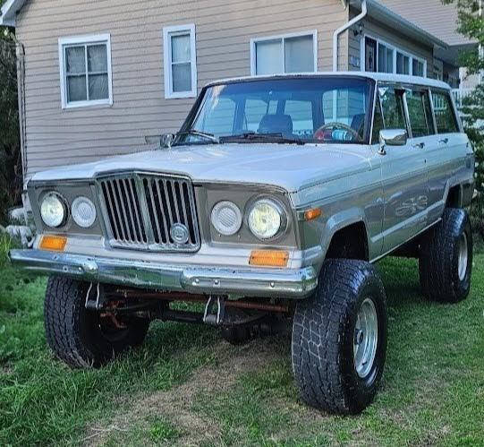 1985 Jeep Wagoneer
