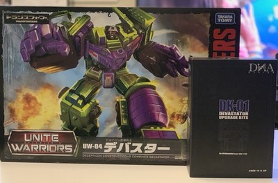 Transformers Unite Warriors UW-04 Devastator With DNA Transformers Unite Warriors UW-04 Devastator With DNA