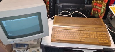 Vintage-Atari 1040ST F mit Monitor SM124 - Retro Computer Top
