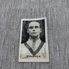 FOOTBALLER  -  FRED  PARKER  OF  CLAPTON  ORIENT  -  THE  CHAMPION  OF  1922
