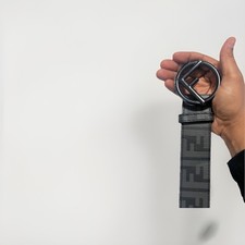 Cintura uomo Fendi nera e grigia taglia 42