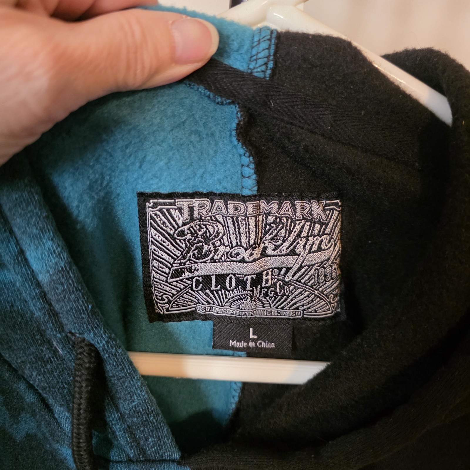 Brooklyn Cloth Blessed Split Two Toned Hoodie Sz … - image 3