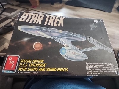 NIB STAR TREK AMT ERTL Special edition U.S.S. Enterprise 1991 SEALED 6957