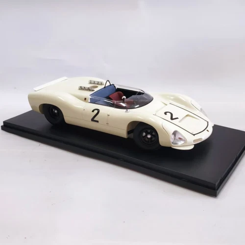 Matrix 1/18 model Porsche 910/8 Bergspyder #2 Stommelen 1967 - Picture 5 of 6