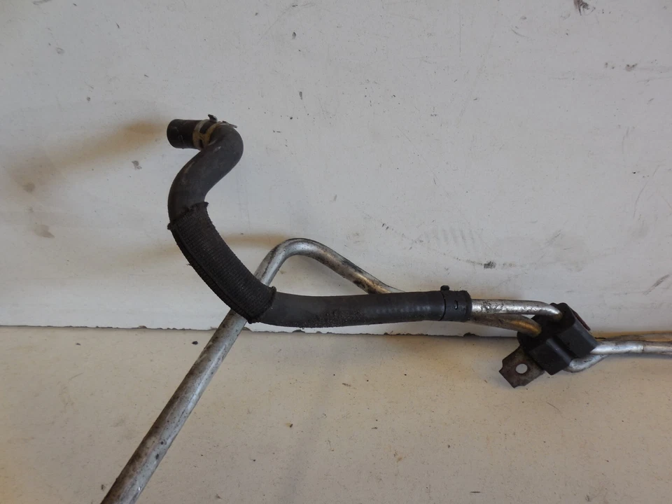 Пара из 2 шлангов охлаждающей жидкости для хладагента переменного тока 2002 Mercedes W203 C240 2038302715 - Изображение 4 из 4