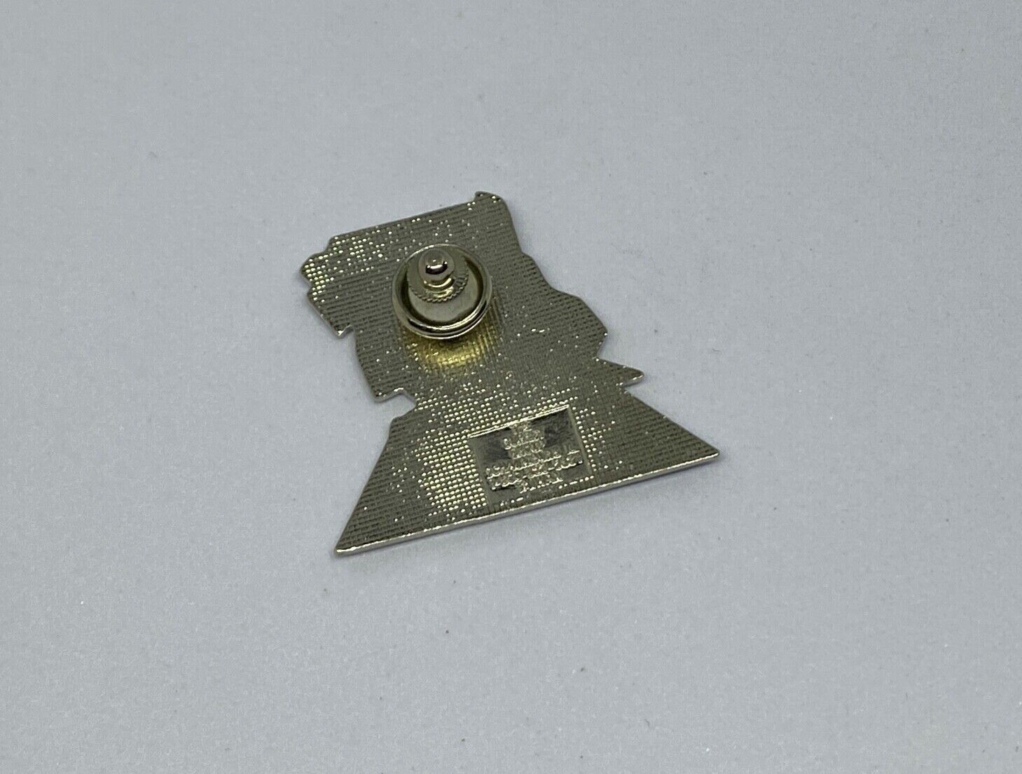 Challenger Center Pin VTG Metal Pinback Telephone Pioneers Of America Region 8