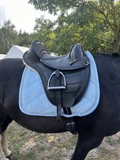 Barefoot Sattel Cheyenne