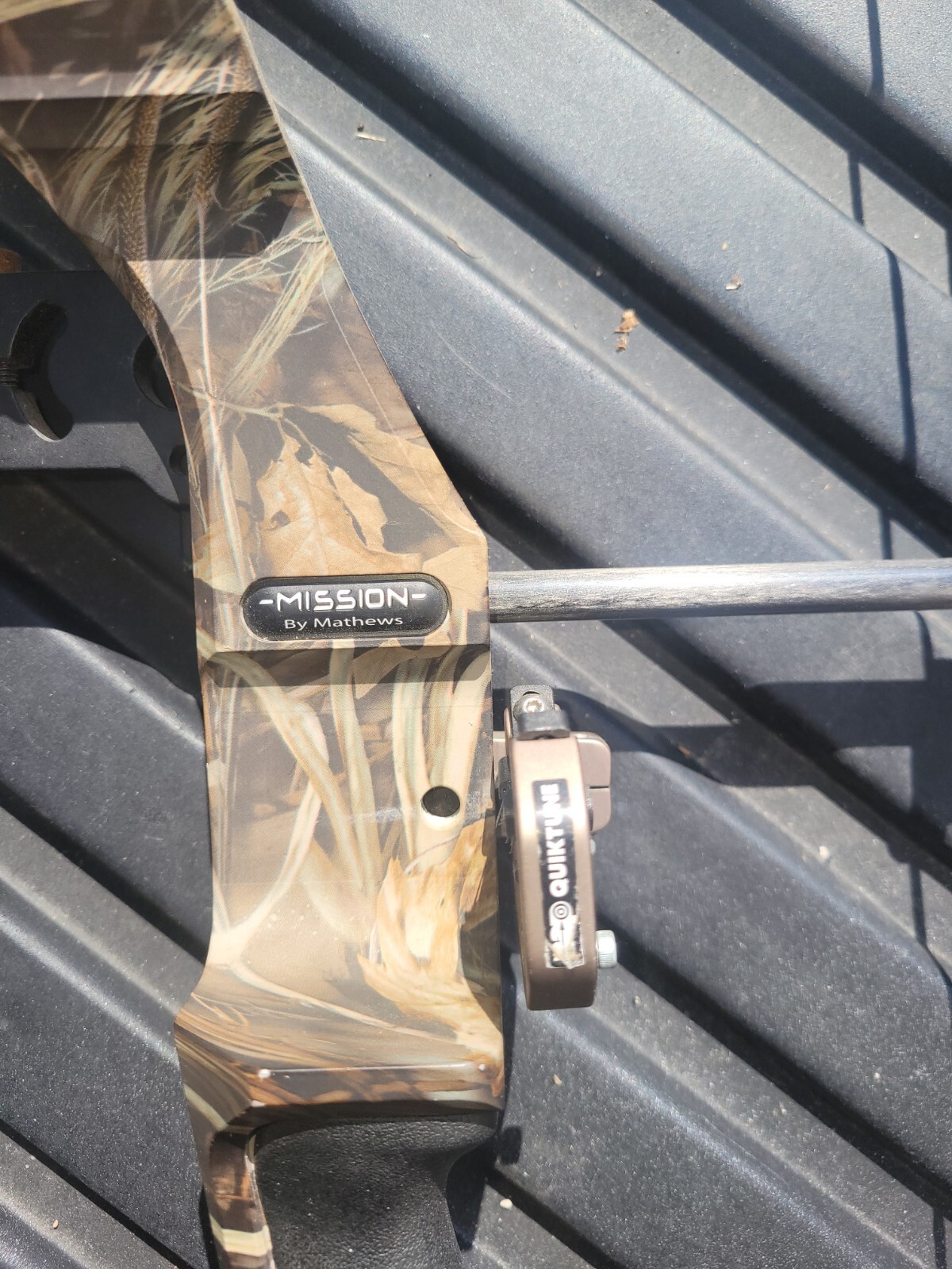 Mission By Mathews Youth Compound Bow RH UX2 Camo Used Archery eBay