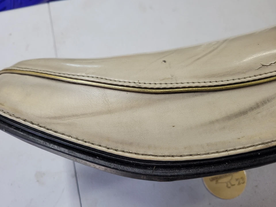 Сиденье Ironhead белое для Harley Davidson Sportster 54–78 годов выпуска крепление XLH XLCH 1000 куб. см - Изображение 4 из 4