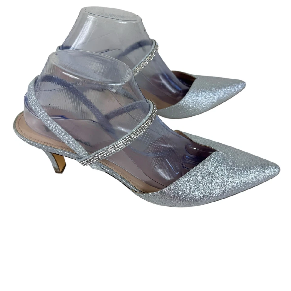 Tacones con tiras Nina plateados brillantes punta cerrada estrás talla 11 Foto 2 de 4
