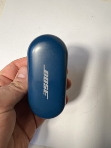 Bose Sport Earbuds Spare Charging Case 427929 Headphones Charger