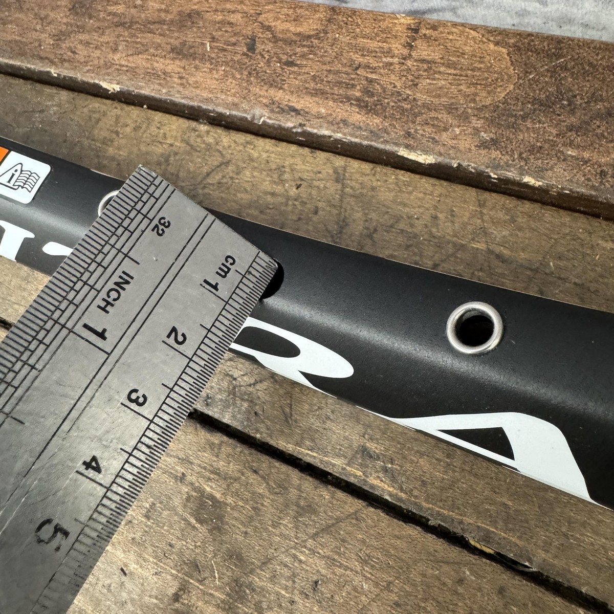 Bontrager Race X Lite Scandium 29er Rim 29in 700c 28H 622x19 OSB