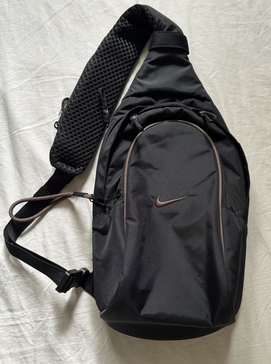 Nike Sling Bag (8L) Nike Sportswear Essentials Sling Bag Nike Sling Bag (8L) Nike Sportswear Essentials Sling Bag